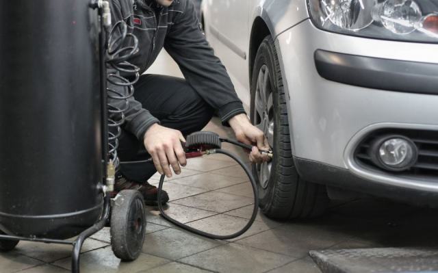 Compresseur à air : choisir le bon modèle pour votre atelier ou chantier