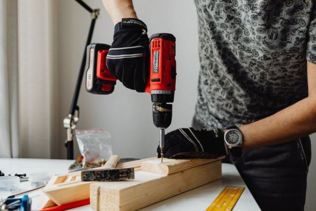 Outils Milwaukee M18 FUEL : quelle gamme choisir pour vos travaux ? Outils Milwaukee M18 FUEL : quelle gamme choisir pour vos travaux ?